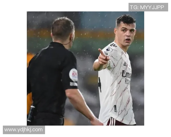 巨星“余温”引豪门垂涎：拉莫斯经纪人运作曝光，多支劲旅关注下一位防线铁闸？