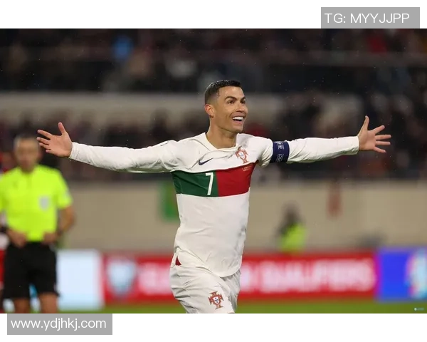 众神黄昏的叹息：C罗离谱停球全场低迷，菲利克斯“被打脸”后的豪赌与幻灭